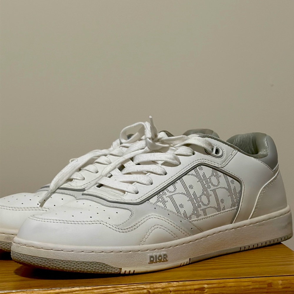 Dior B27 low top sneakers white - worn twice - still brand new